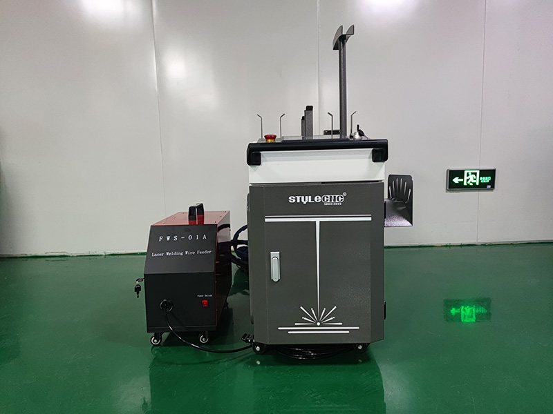 三合一手持式激光焊接、清洗、切割機