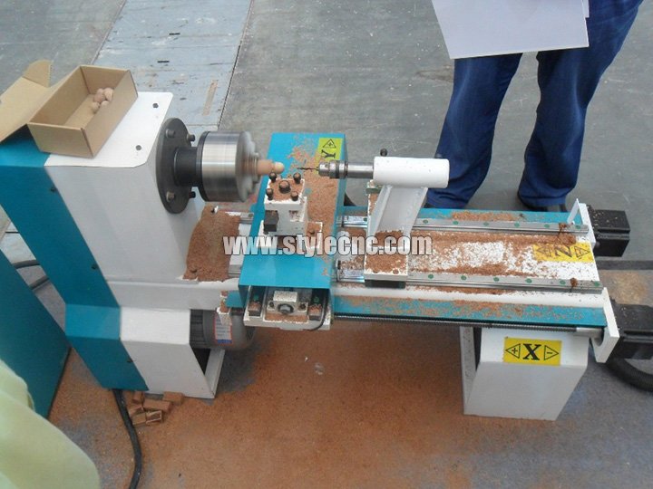 迷你臺式木工車床，適用于小型木制工藝品和藝術(shù)品